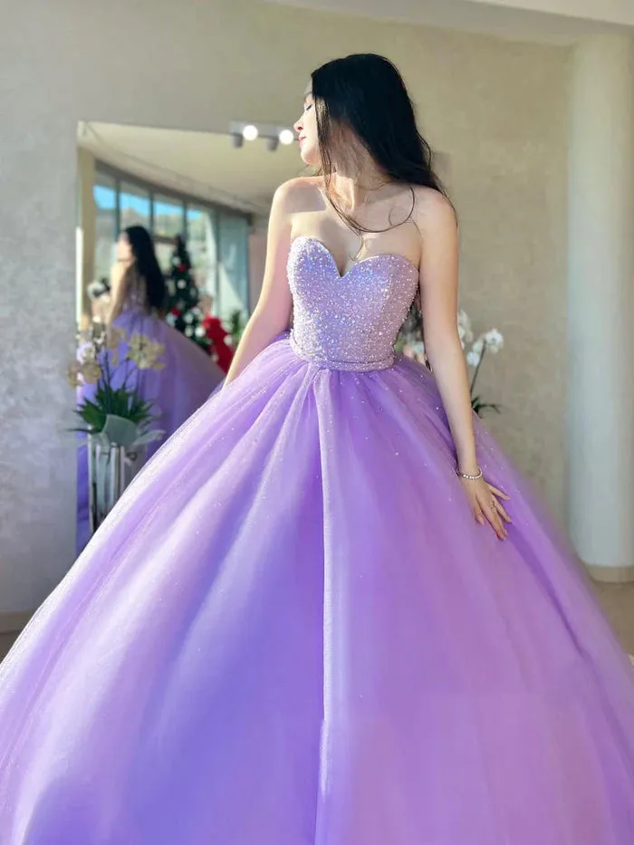 Sparkling Lilac Tulle Strapless Ball Gown Beaded Long Prom Quinceanera Dresses